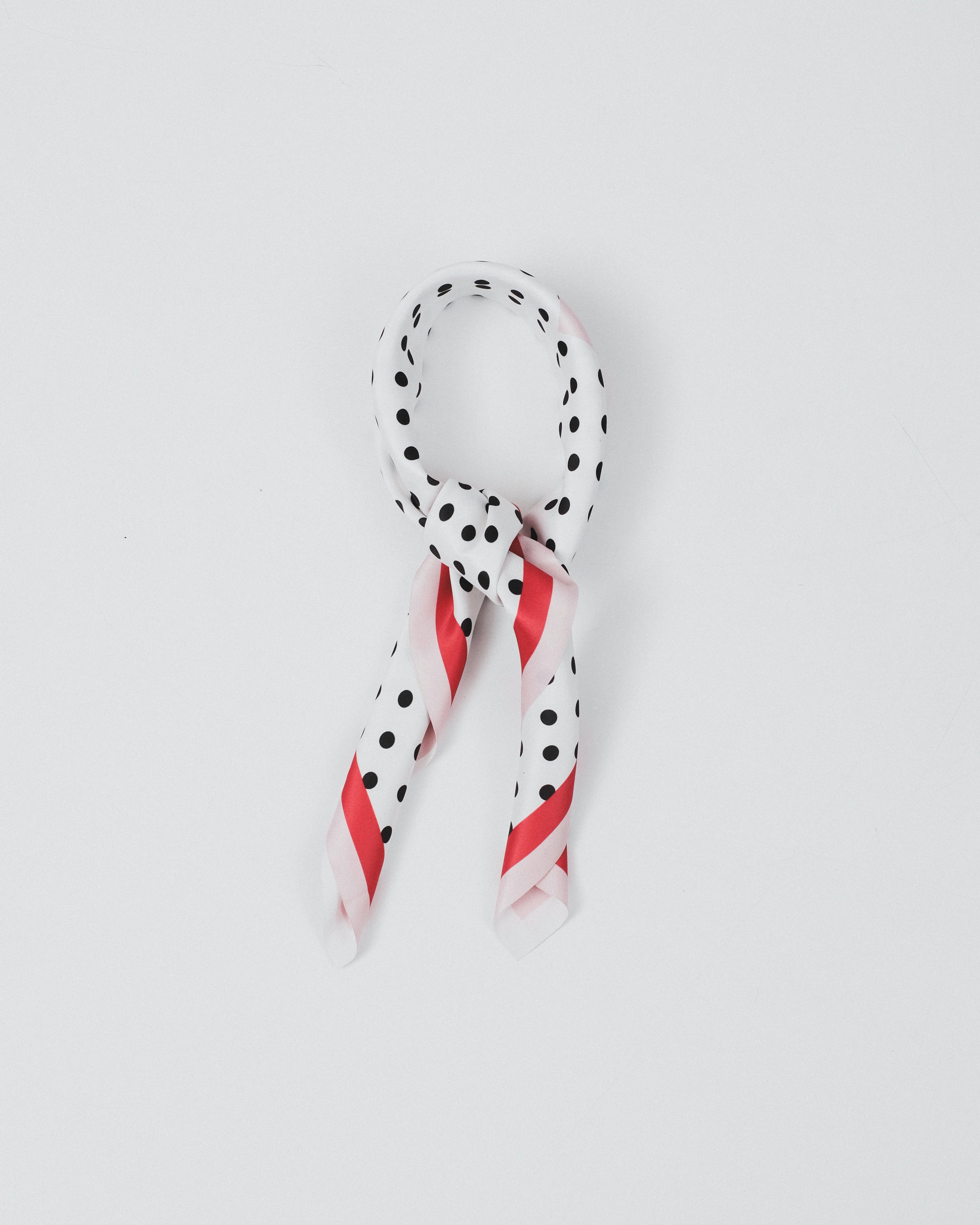 Dear Jodie Scarf in White Black Polka