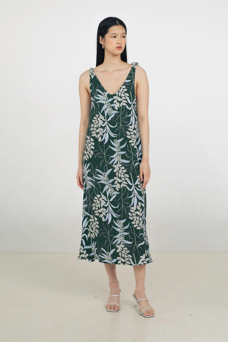 Nesia Dress in Anthurium