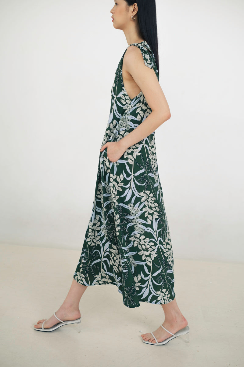 Nesia Dress in Anthurium