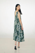 Nesia Dress in Anthurium