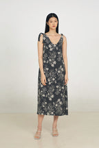 Nesia Dress in Petunia
