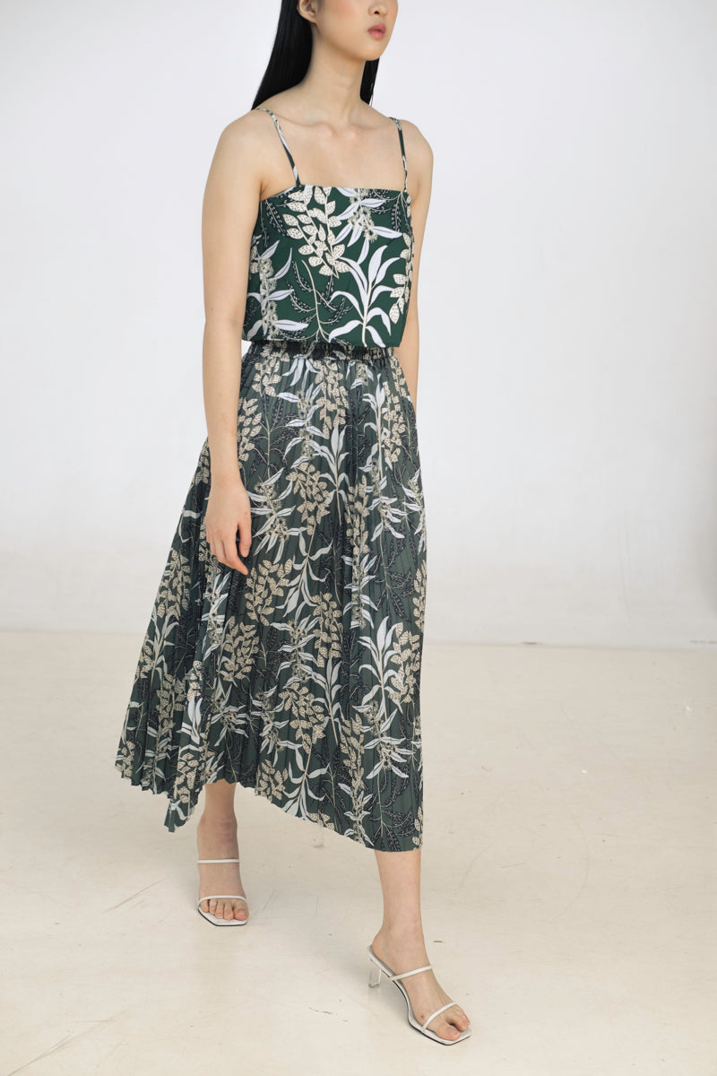 Alina Pleated Skirt in Anthurium