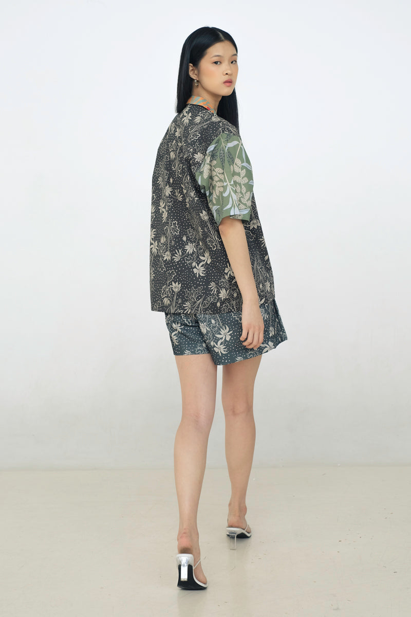 Kyle Boxy Top in Petunia