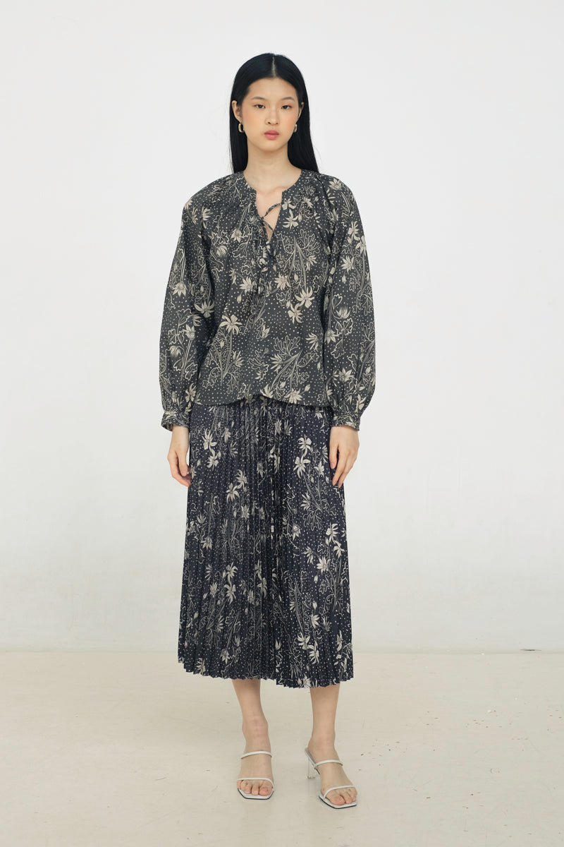 Maia Bohemian Top in Petunia