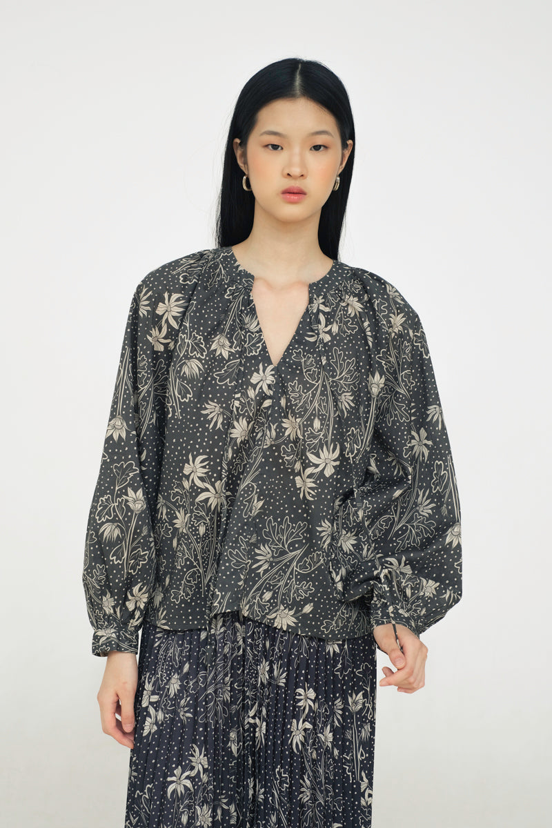 Maia Bohemian Top in Petunia