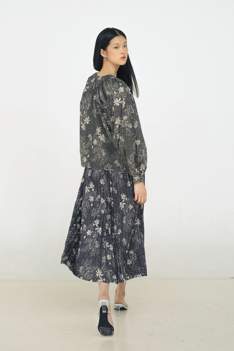 Maia Bohemian Top in Petunia
