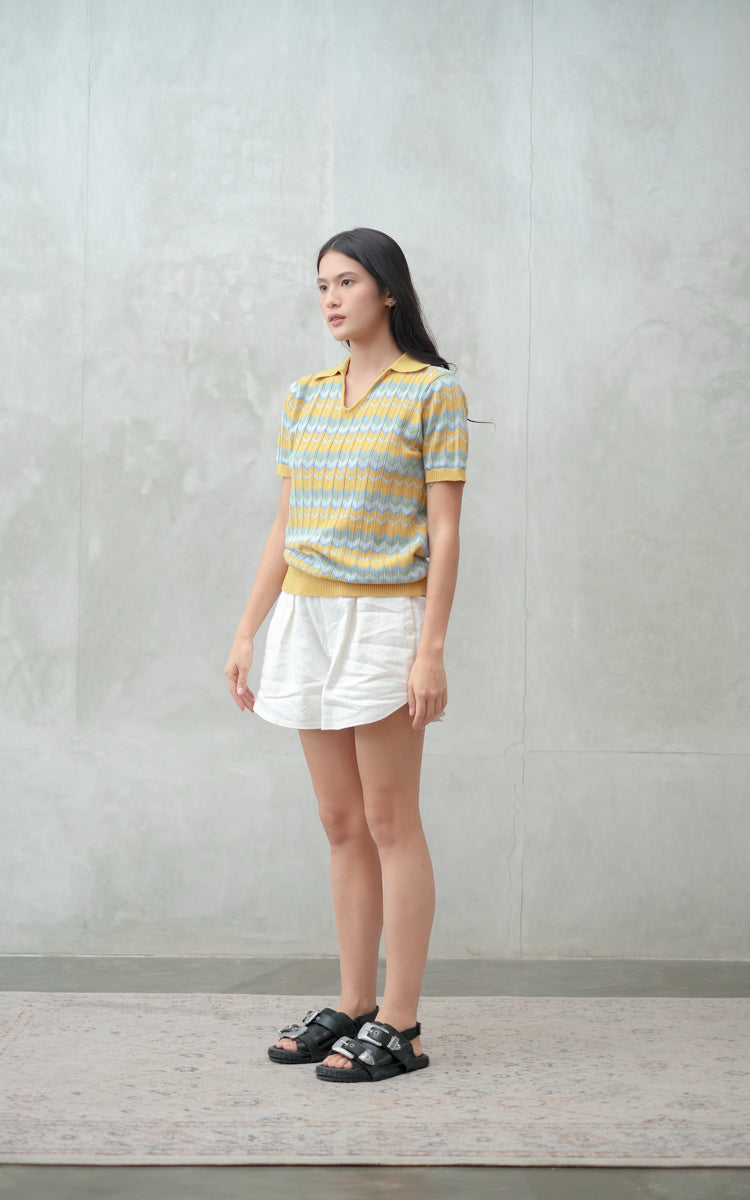 Elia Short in Daisy