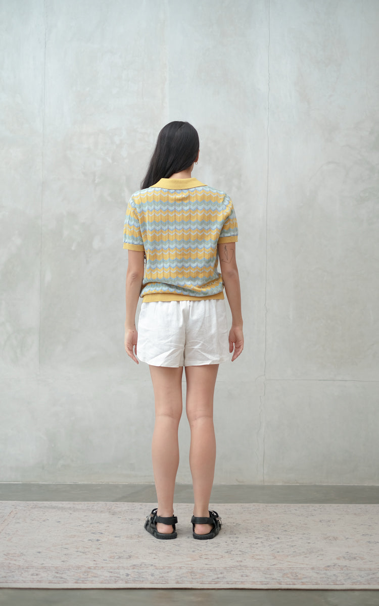 Elia Short in Daisy