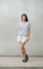 Elia Short in Daisy