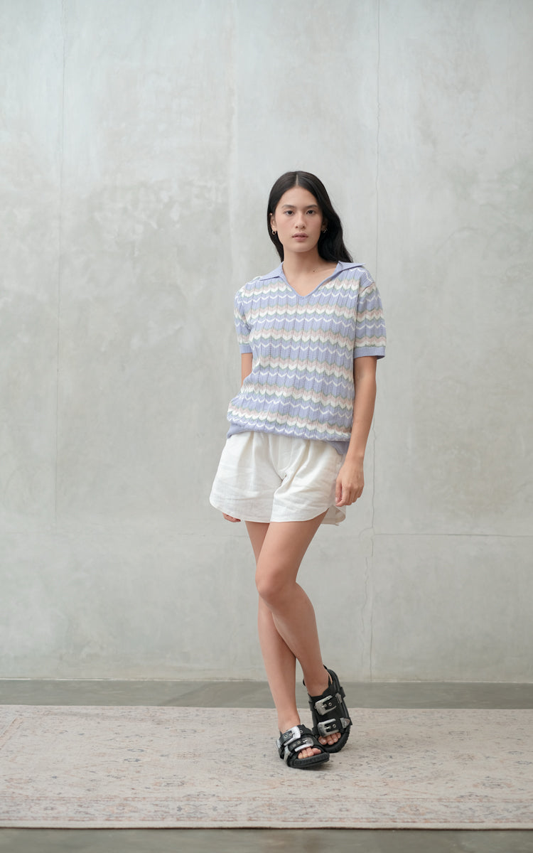 Elia Short in Daisy