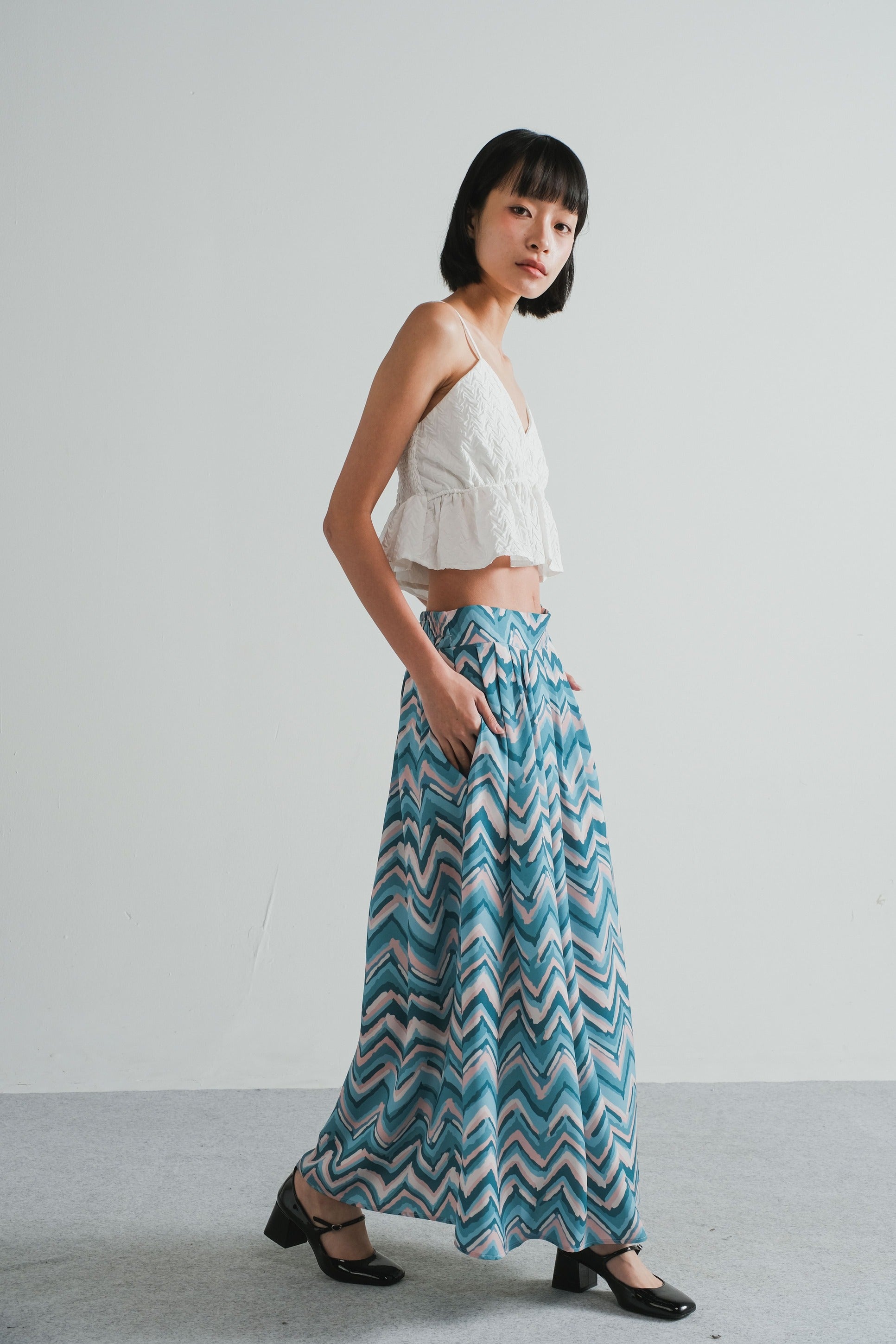 Bonito Midi Skirt in Moon