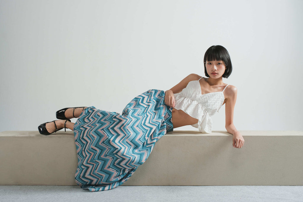 Bonito Midi Skirt in Moon