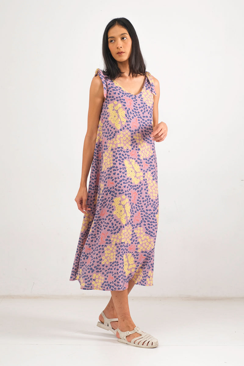 Nesia Dress in Violet