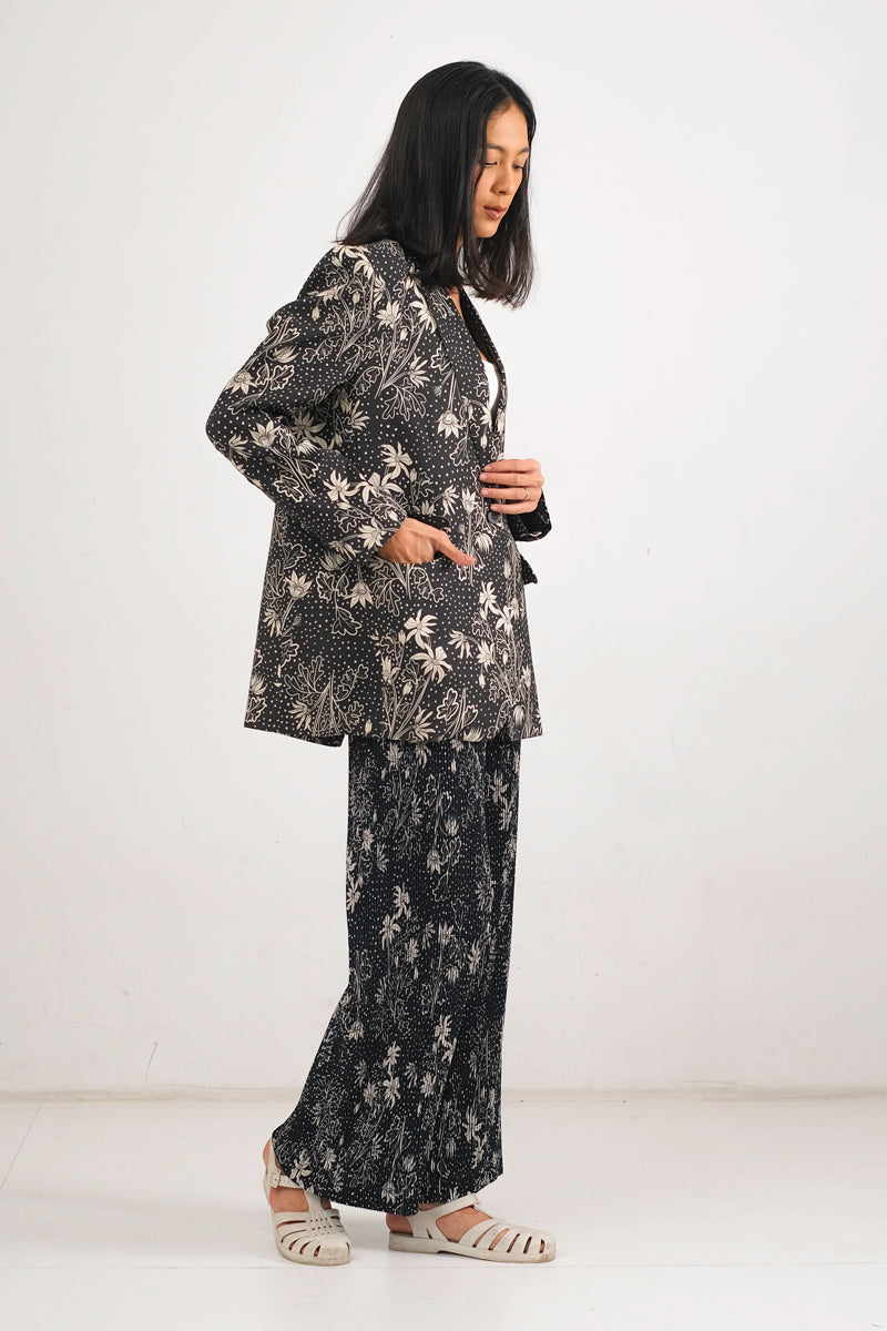 Ante Blazer in Petunia