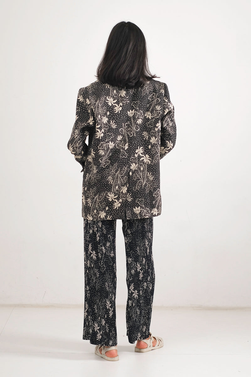 Ante Blazer in Petunia