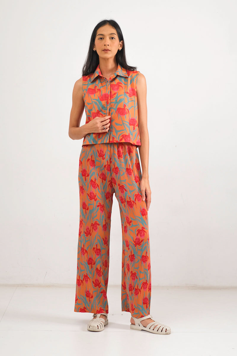 Kleia Boxy Top in Canna