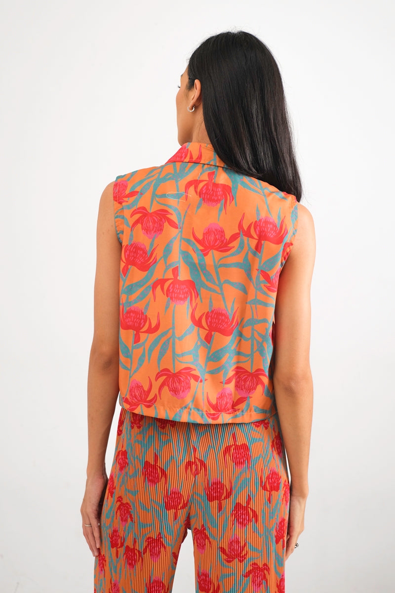 Kleia Boxy Top in Canna