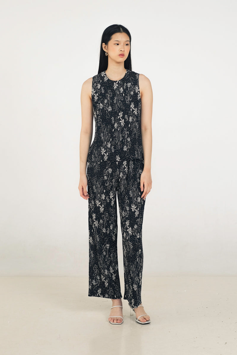 June Pleated Top in Petunia