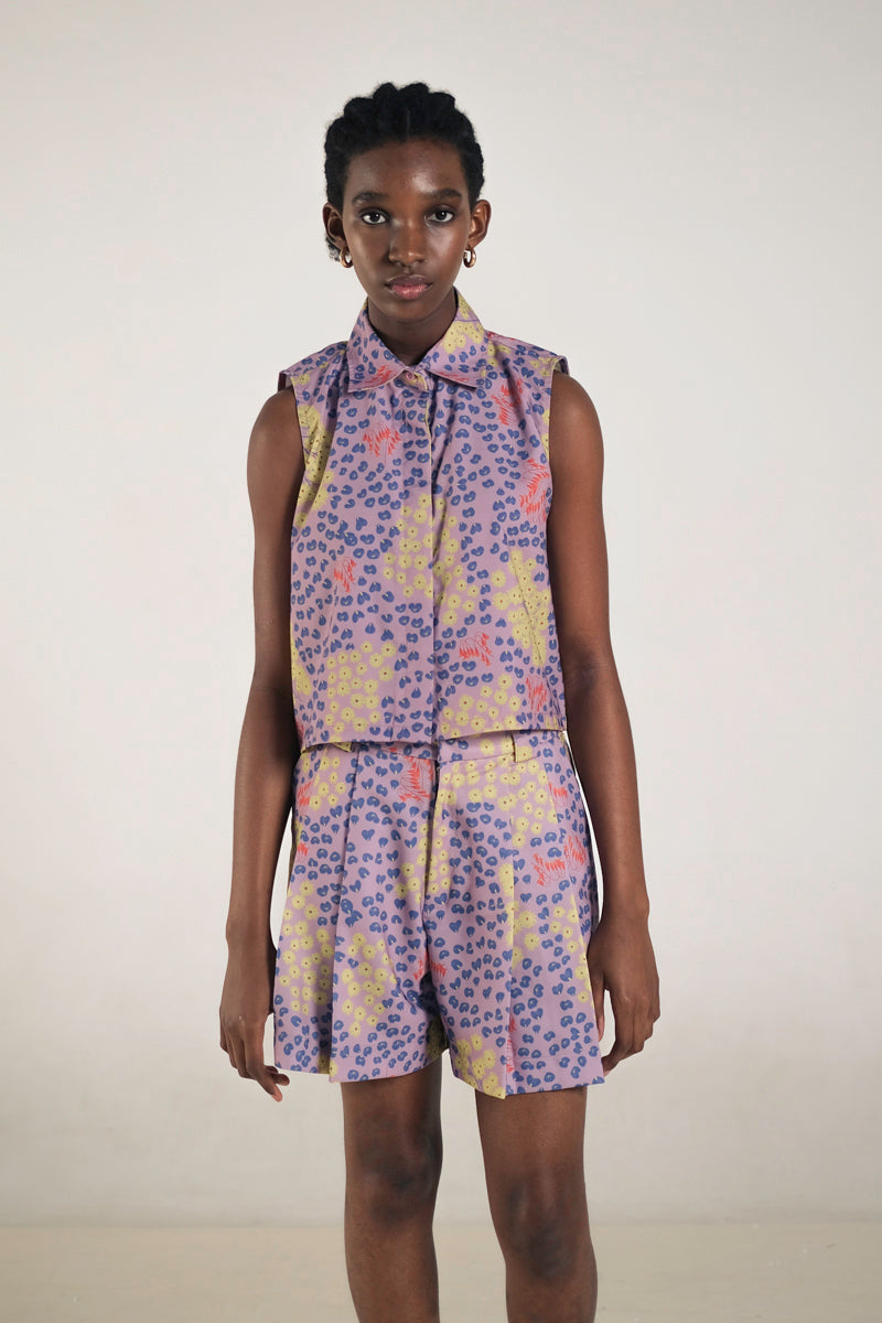 Blake Pleated Shorts in Violet