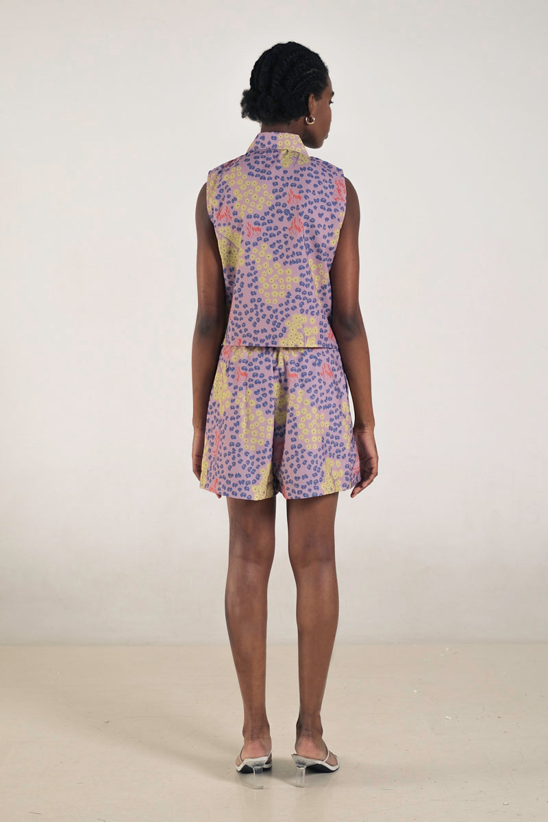 Blake Pleated Shorts in Violet
