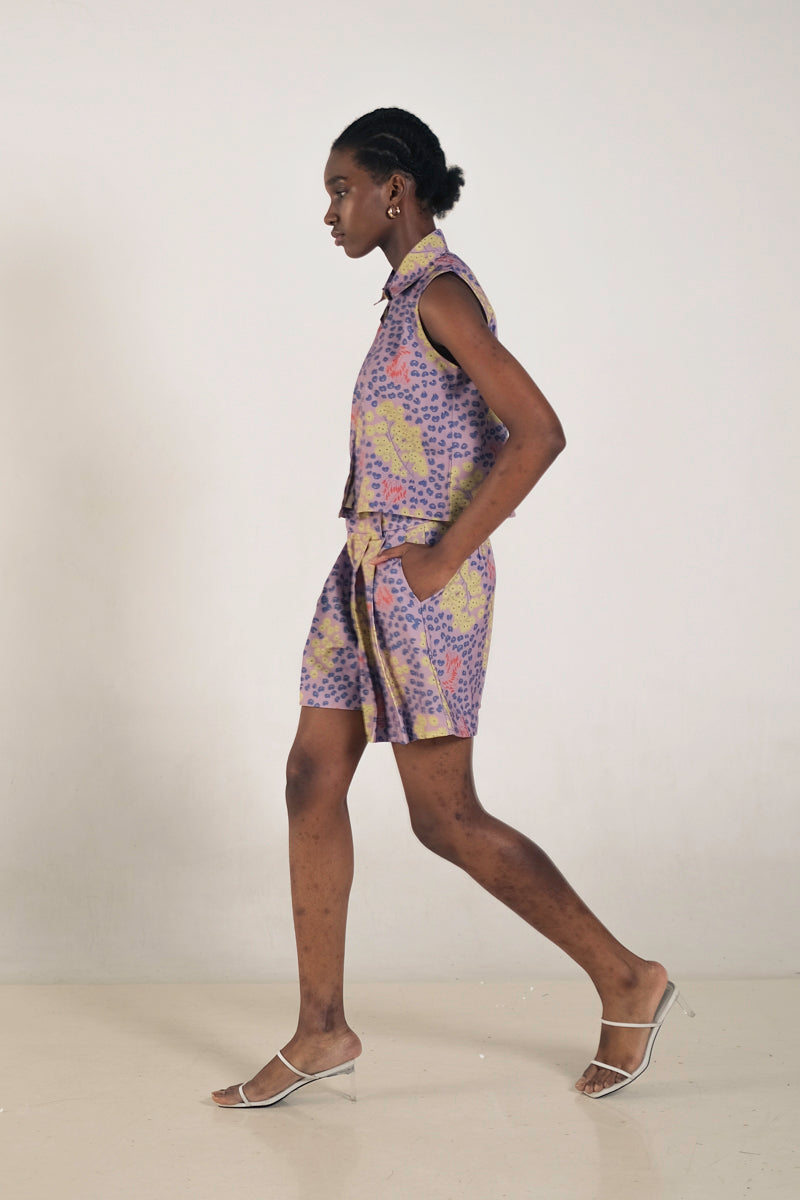 Blake Pleated Shorts in Violet