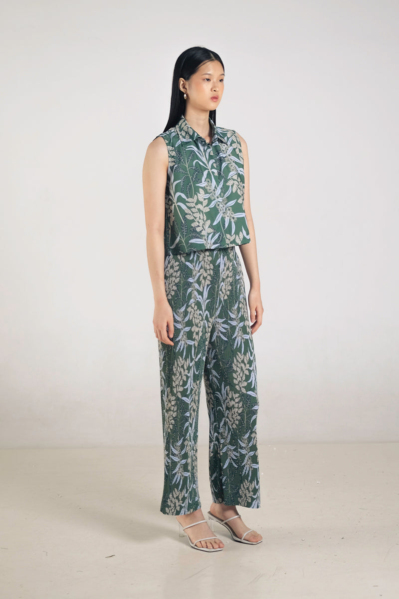 Kleia Boxy Top in Anthurium
