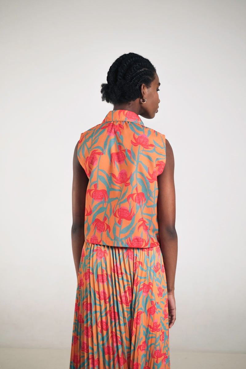 Kleia Boxy Top in Canna