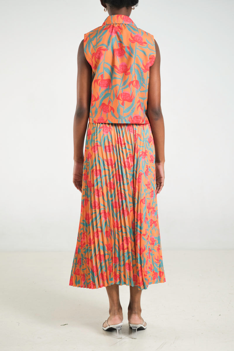 Alina Pleated Skirt in Canna