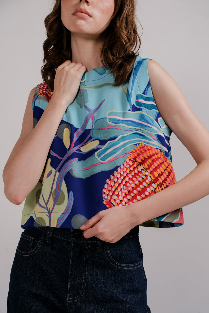 Tarra Reversible Top In Alice Spring Persian Blue