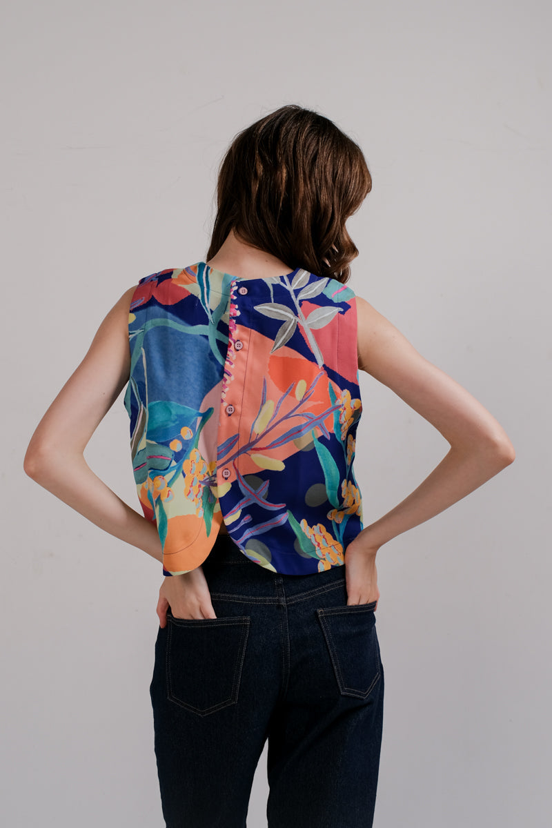 Tarra Reversible Top In Alice Spring Persian Blue