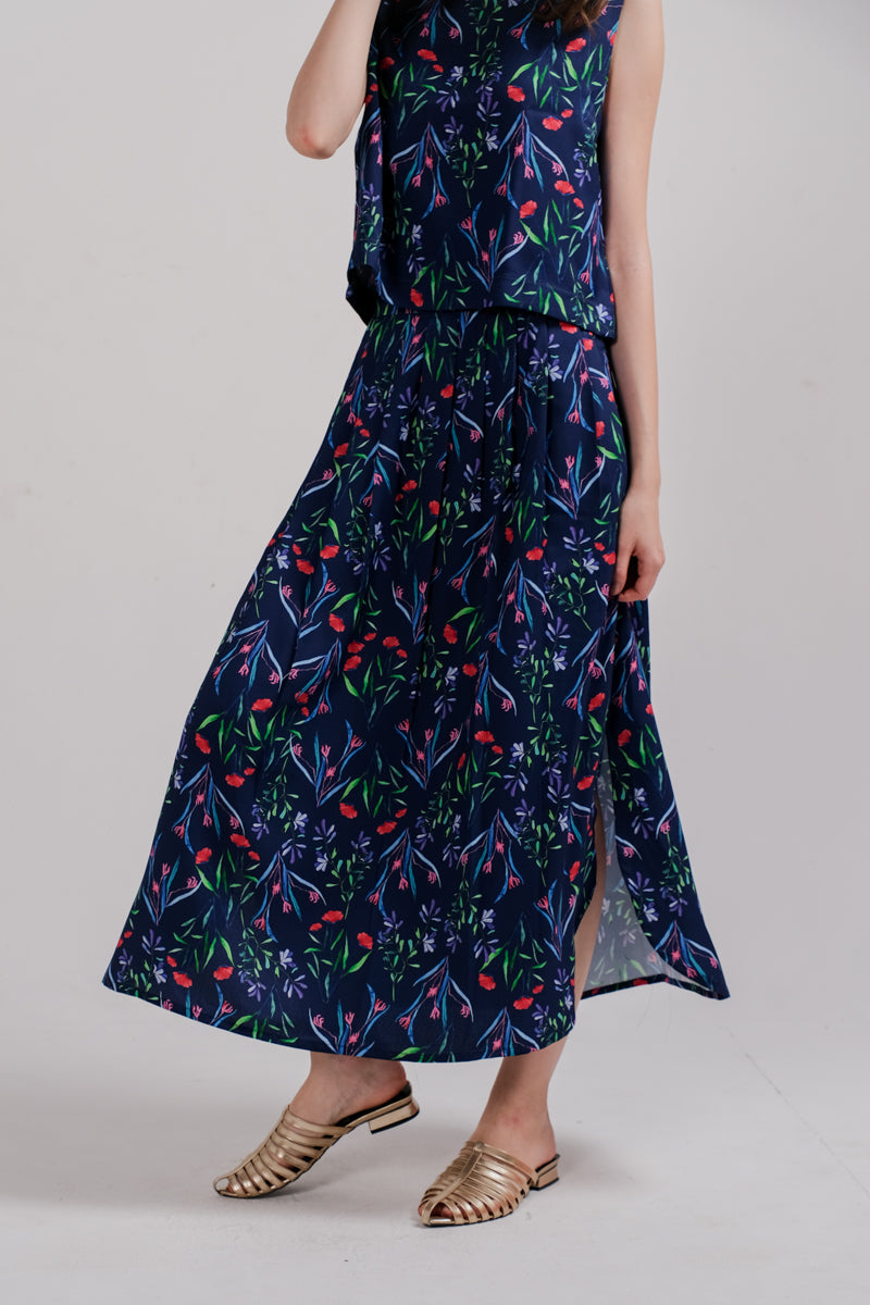 Tarra Reversible Top In Navy Faith