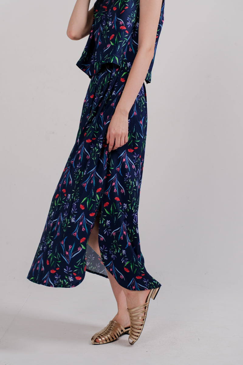 Gianna Skirt In Navy Faith