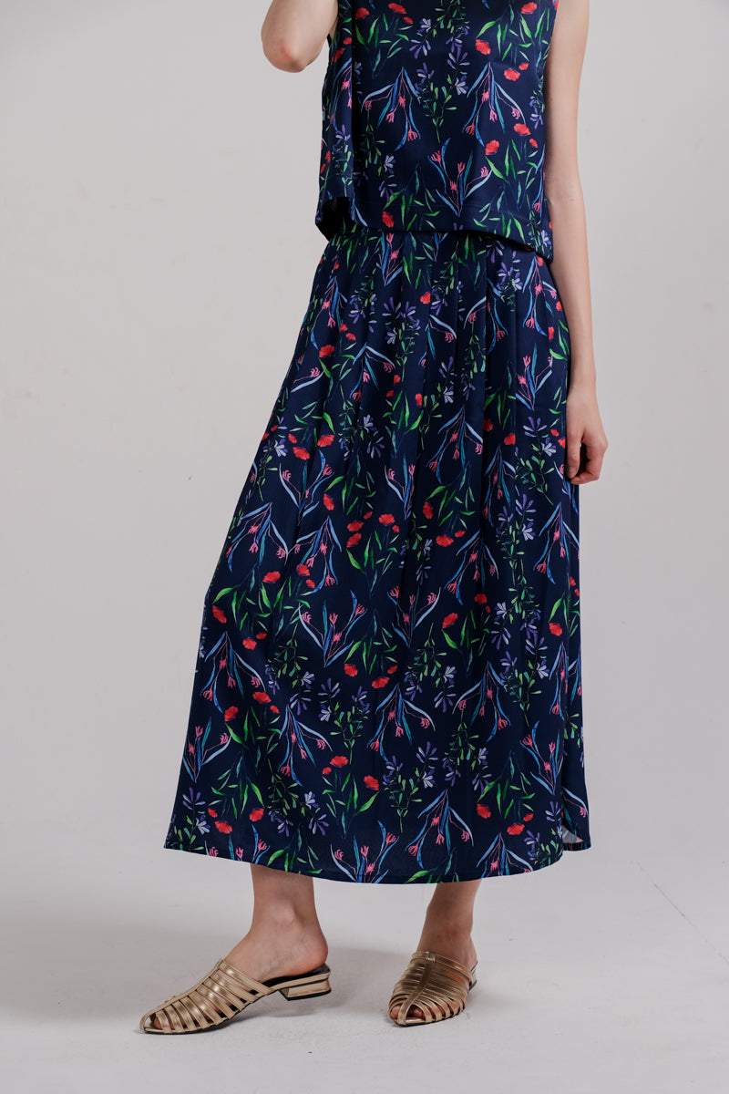 Tarra Reversible Top In Navy Faith