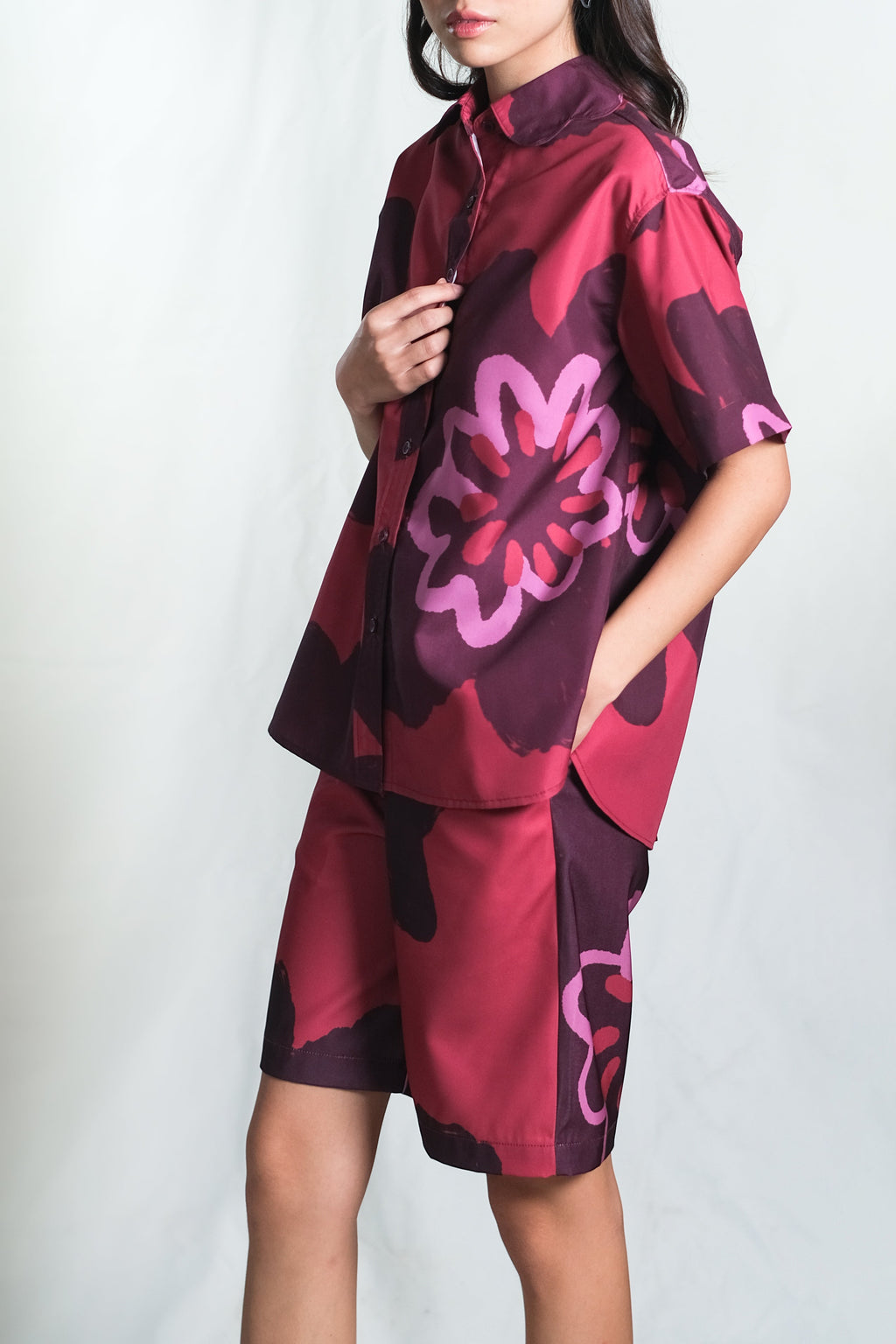Karra Scallop Shirt in Pinot