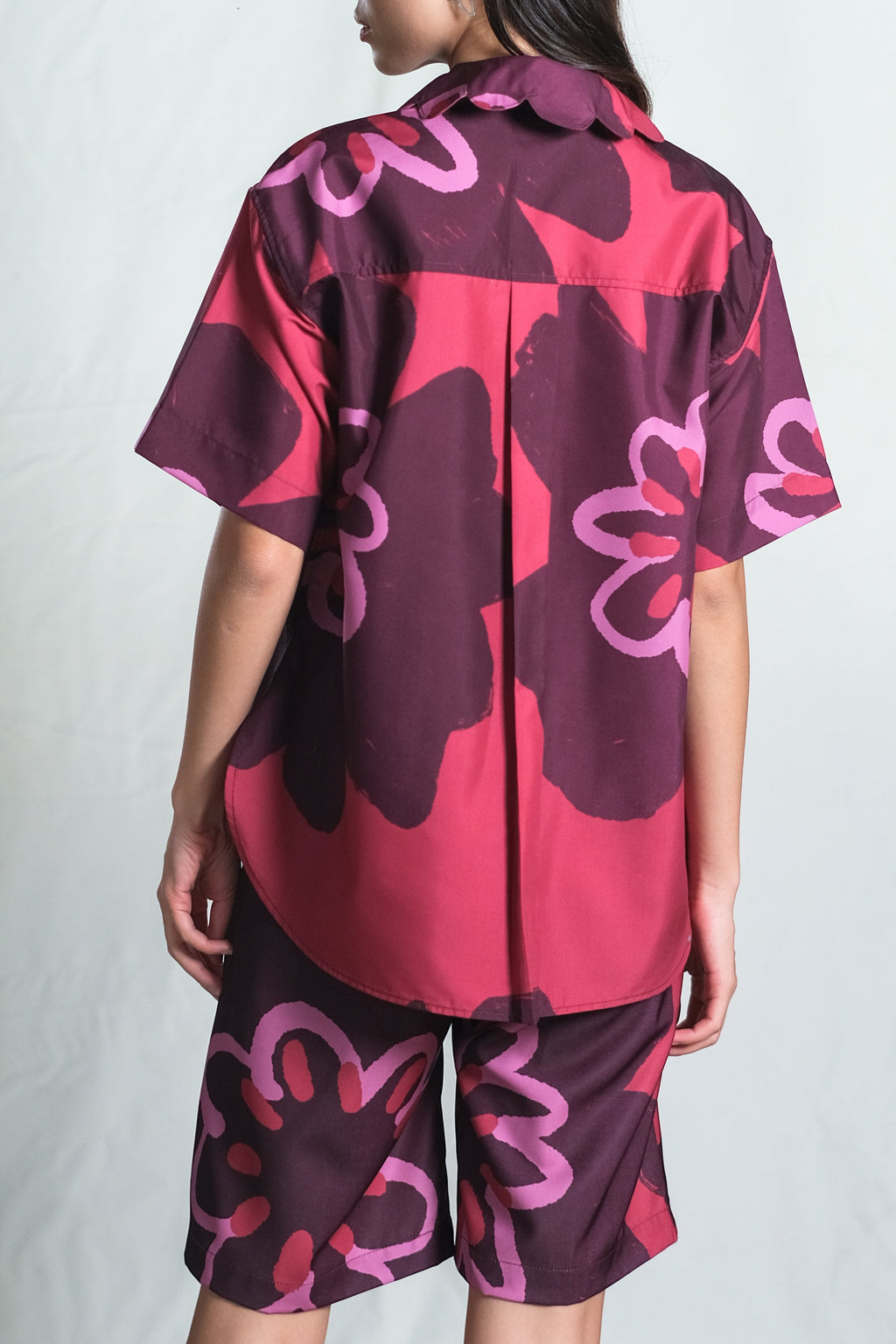 Karra Scallop Shirt in Pinot