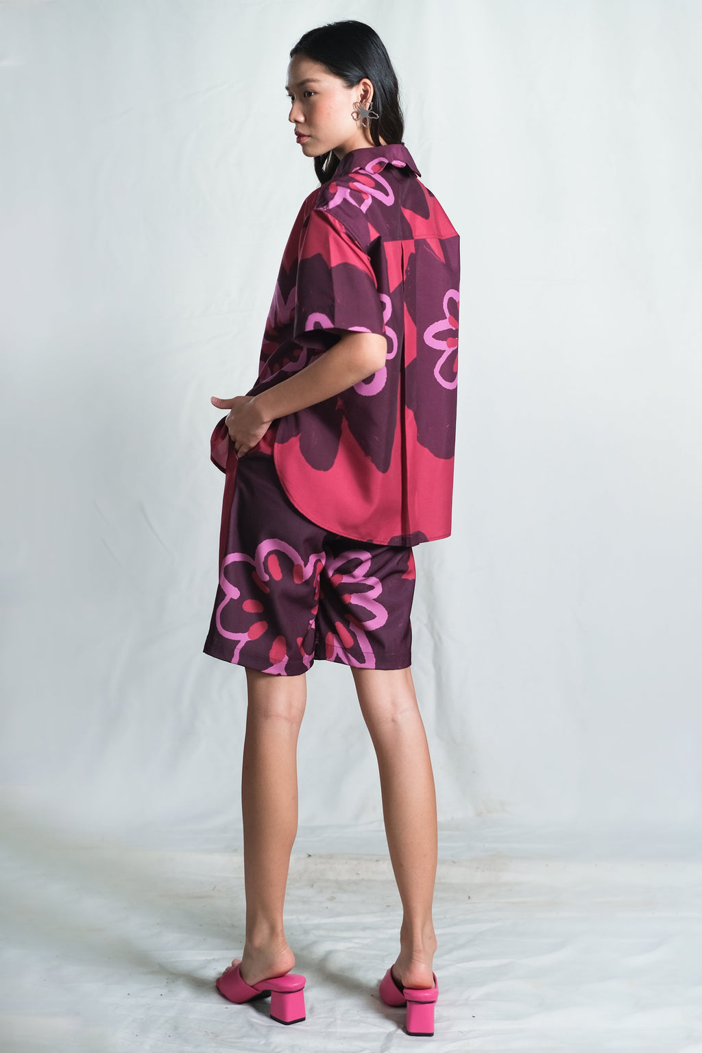 Karra Scallop Shirt in Pinot