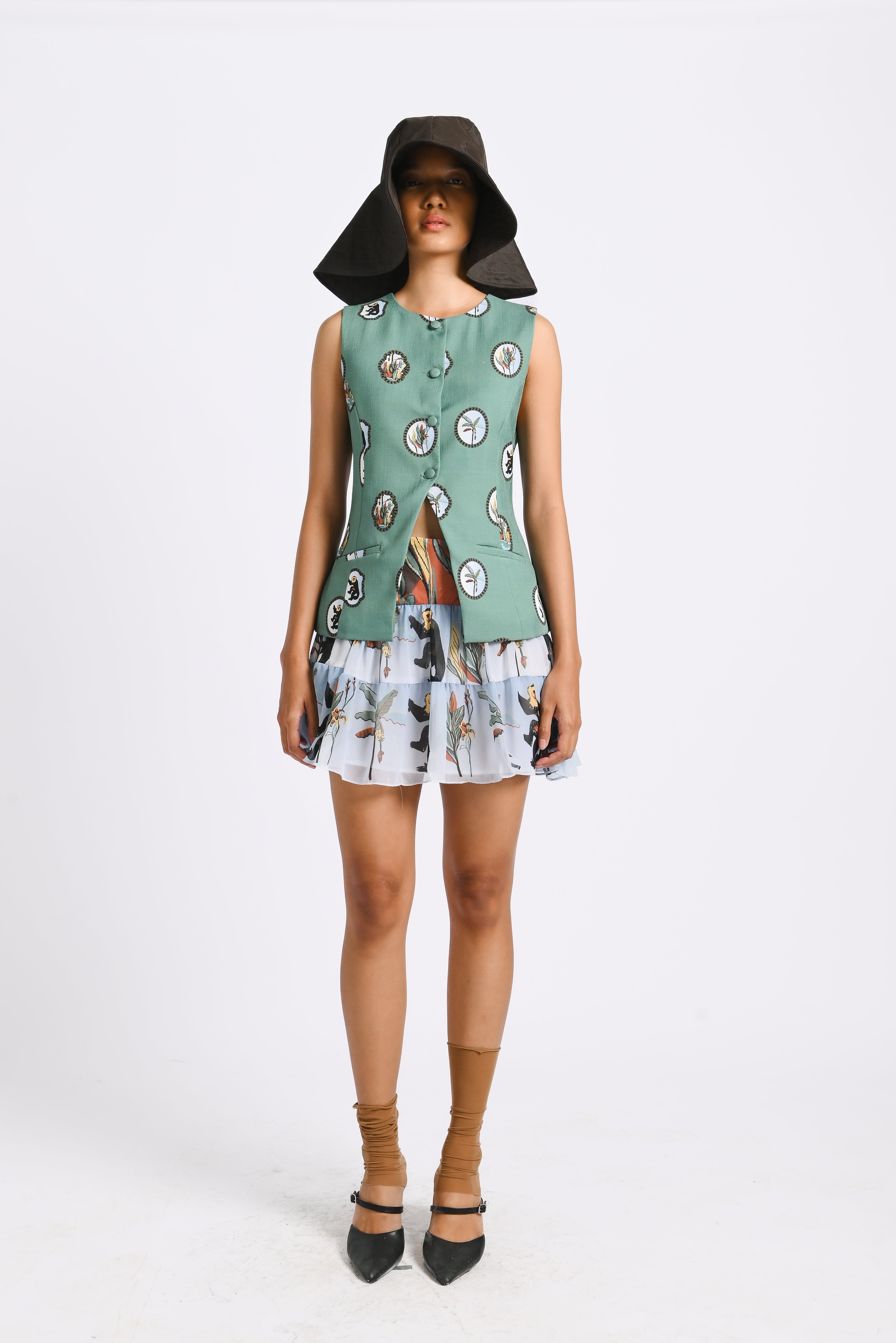 Kai Vest in Swamp Green - Minor Defect