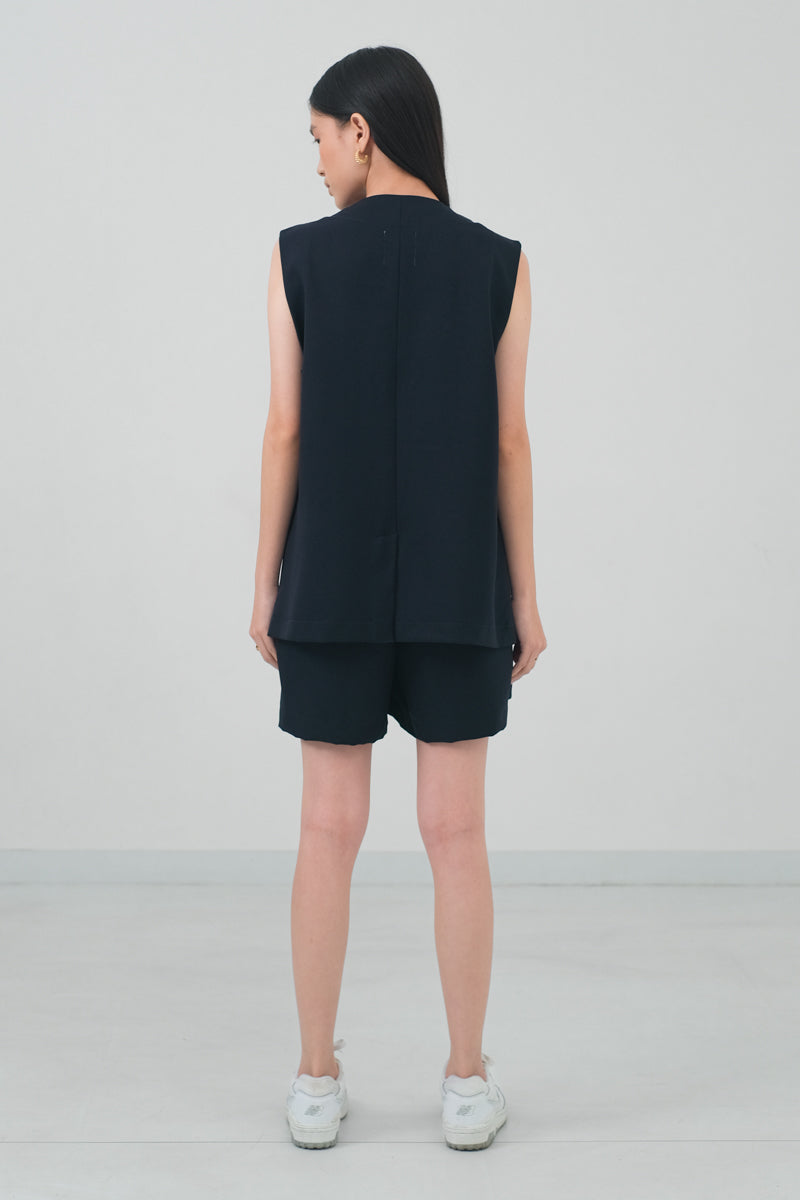 Cott Vest in Midnight