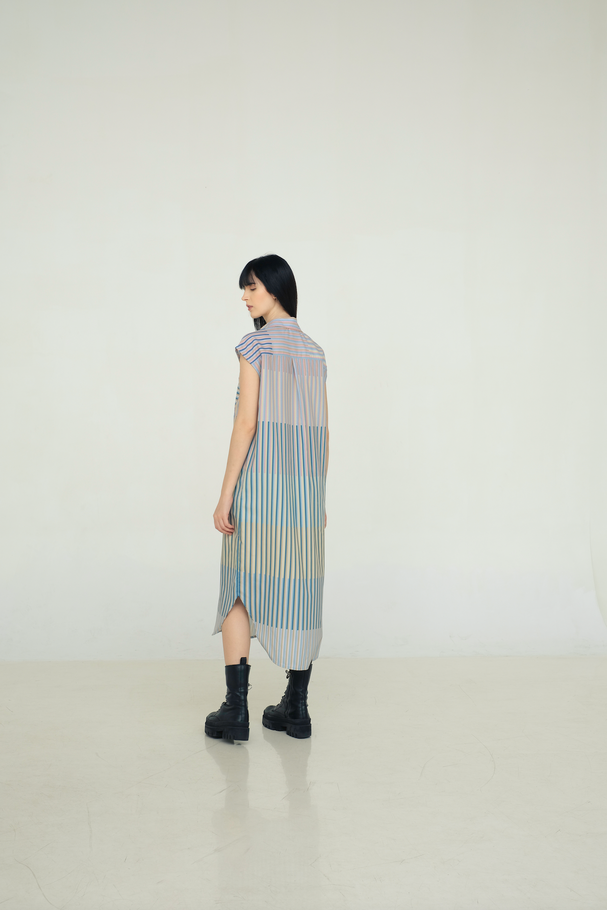 Mimosa Shirt Dress in Caspi