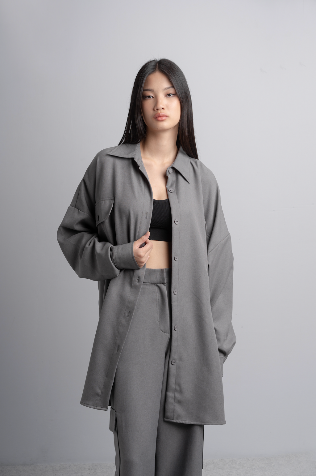 Eva Oversize Shirt in Charcoal