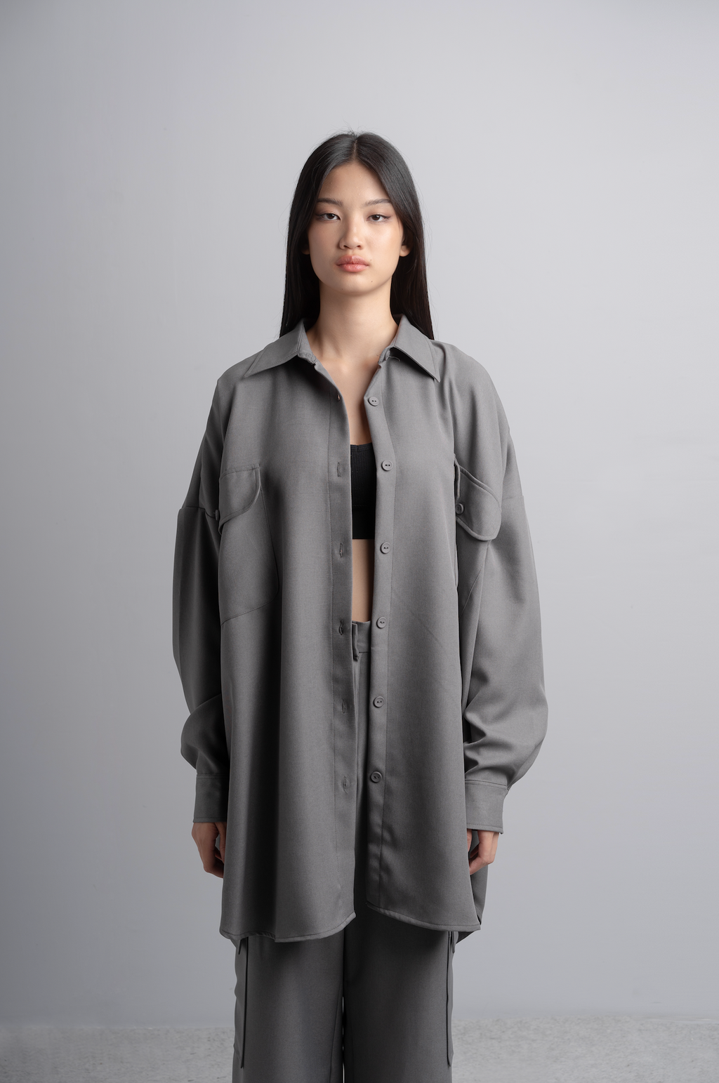 Eva Oversize Shirt in Charcoal