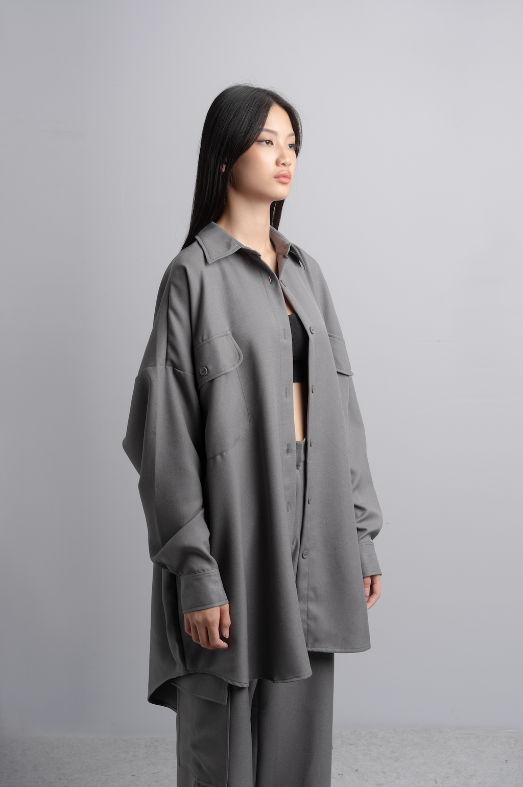 Eva Oversize Shirt in Charcoal