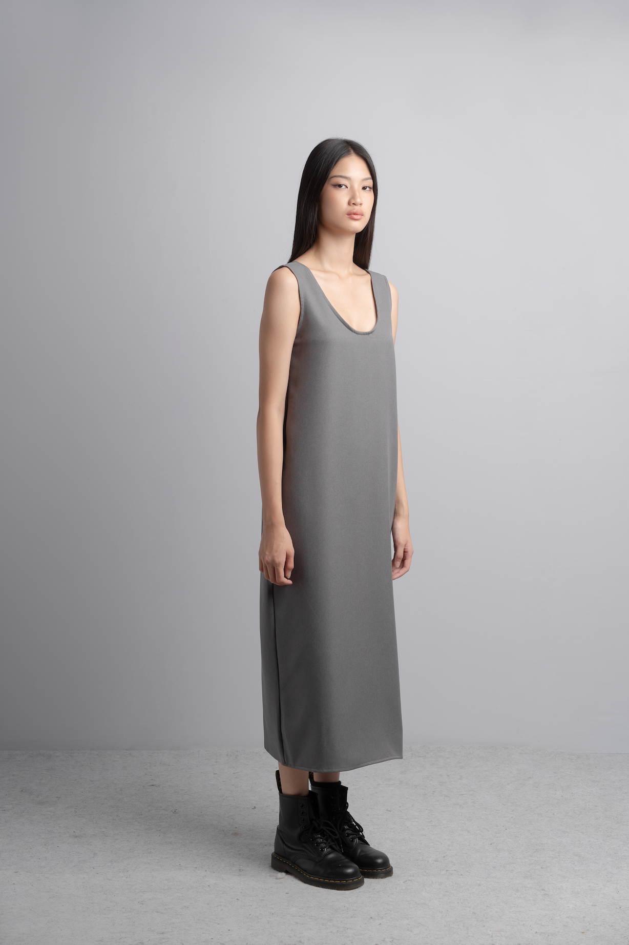 Nikki Midi Dress in Charcoal