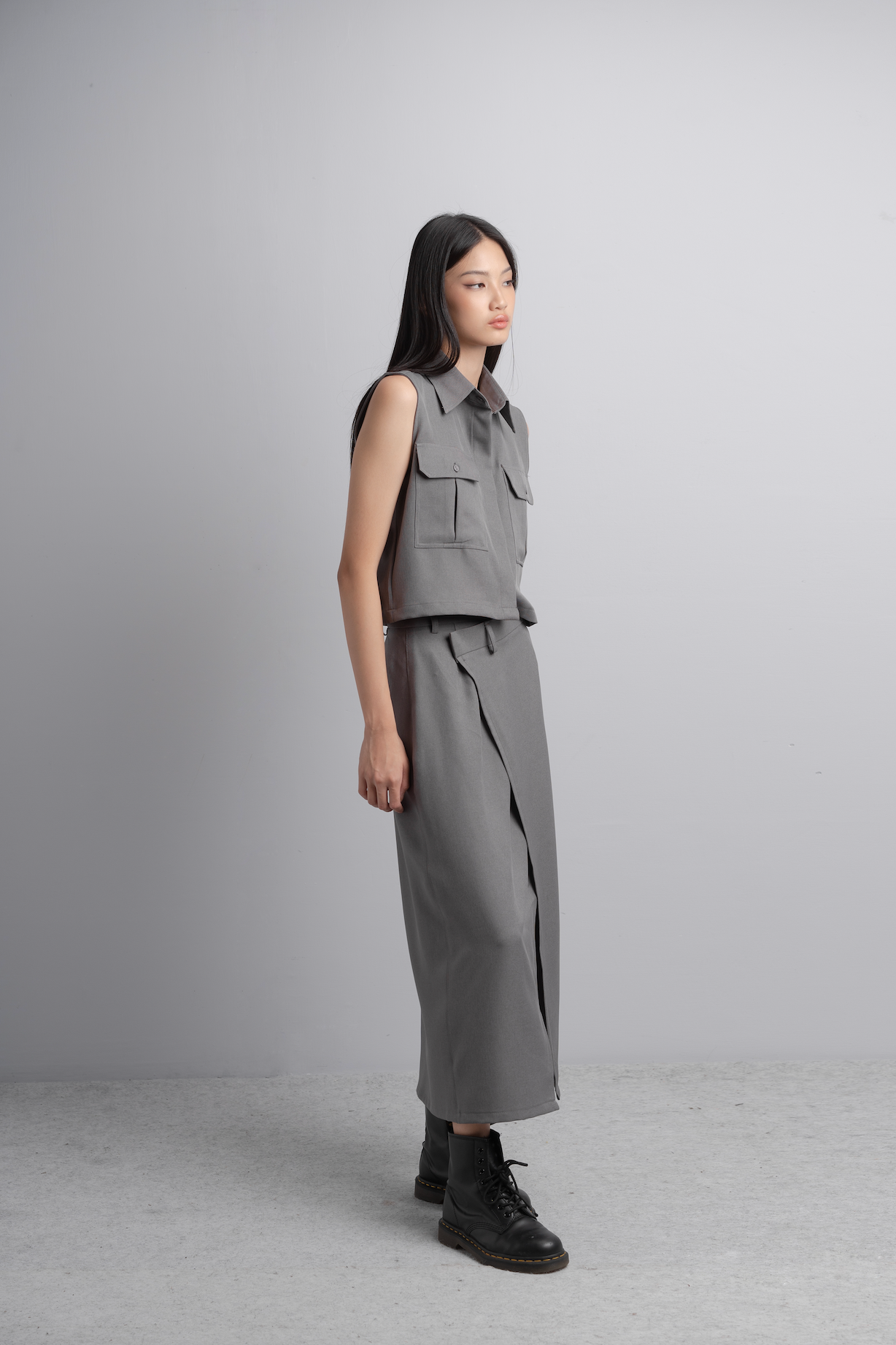Kleia Boxy Shirt in Charcoal