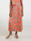 Alina Pleated Skirt in Canna