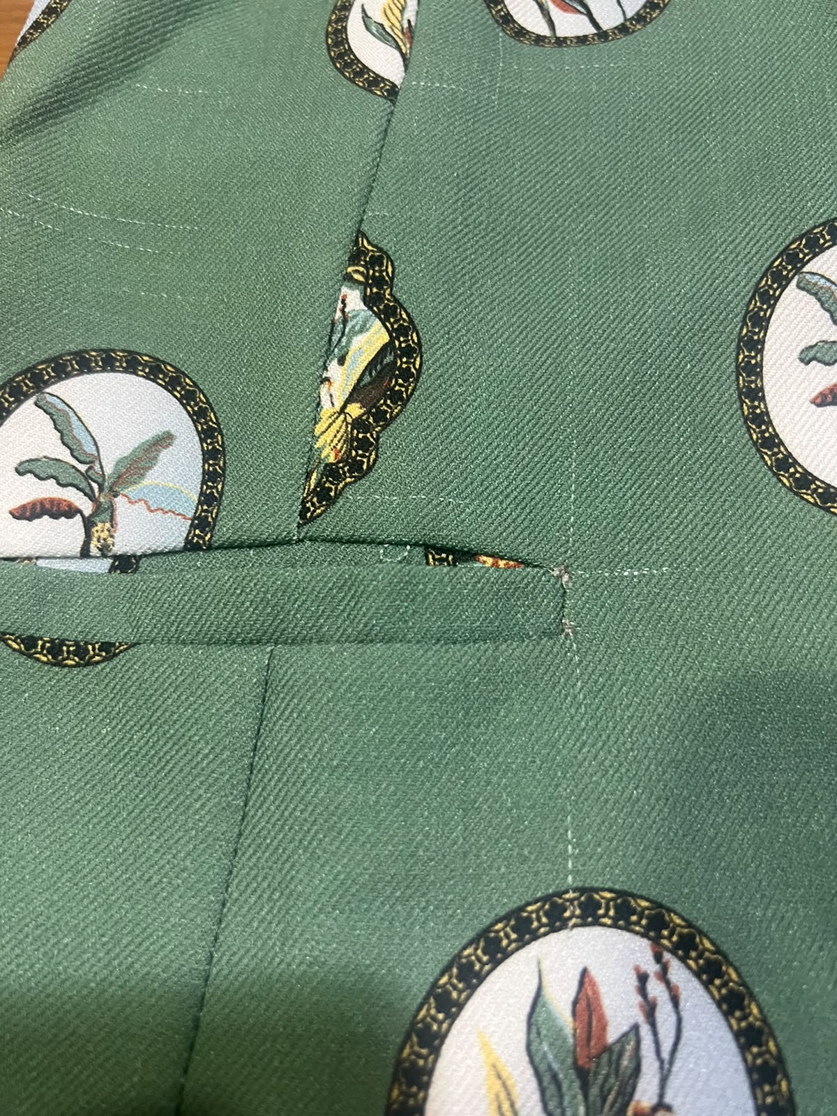Kai Vest in Swamp Green - Minor Defect